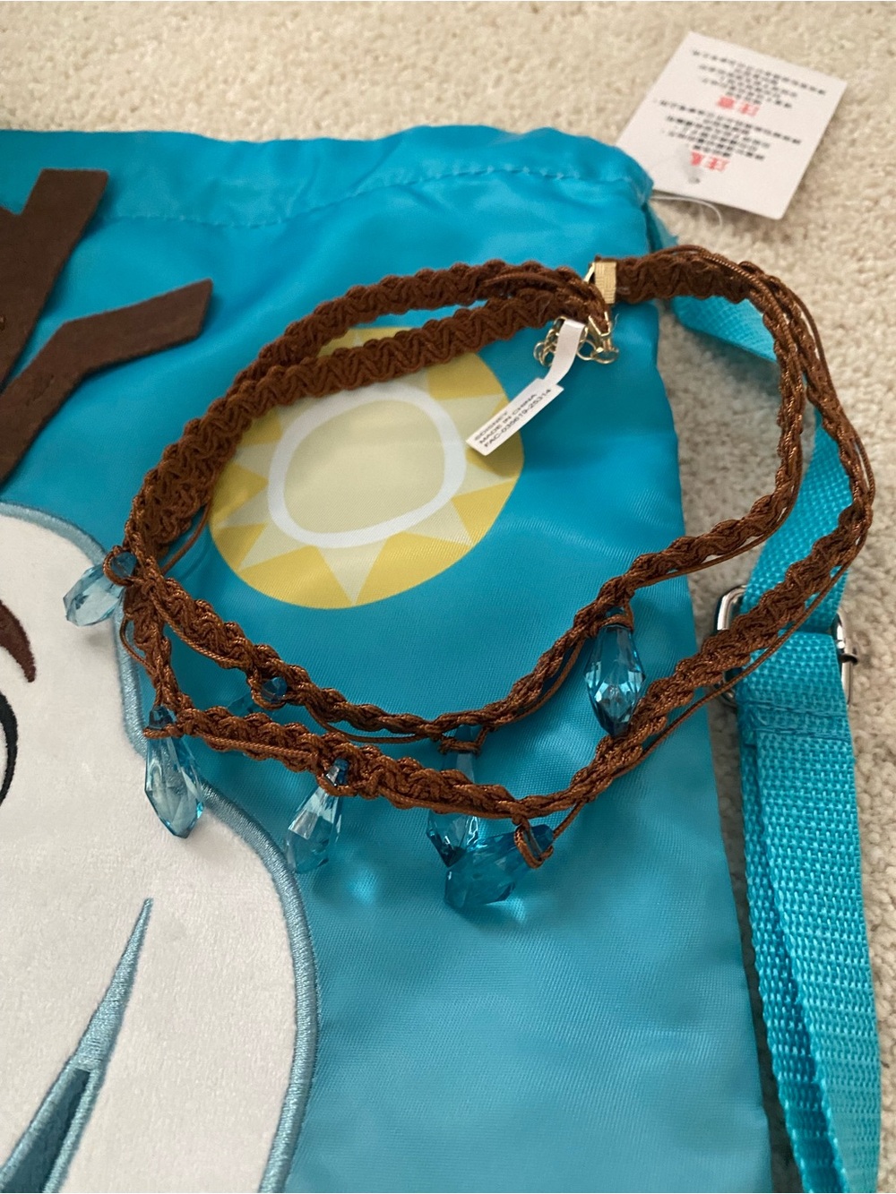Disney Frozen Olaf’s Royal Picnic - hat, cup, backpack, necklace - Picture 3 of 5